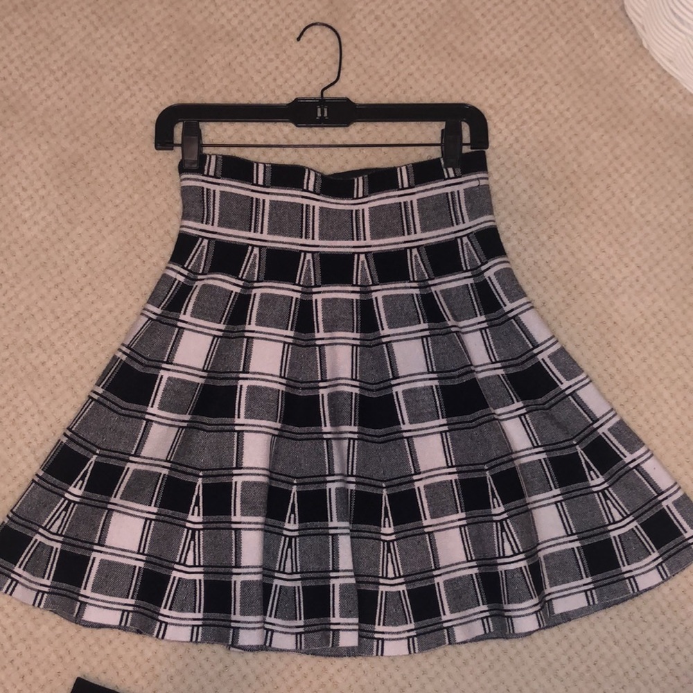 Saks Fifth Avenue Skirt